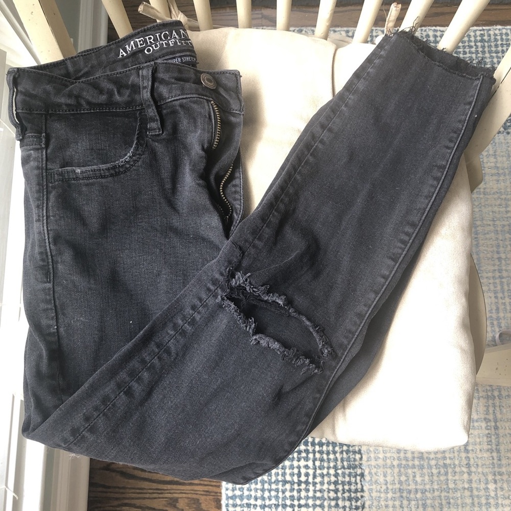 Ripped Black high waisted skinny jeans
